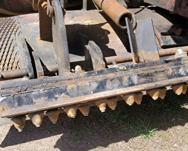 The Belly Scratcher, an attachment to road maintenance vehicles.